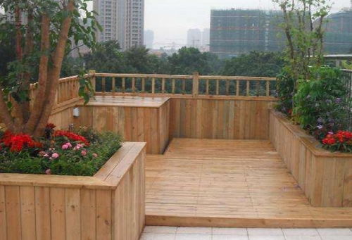 陽臺裝修新趨勢 告別瓷磚，園林綠化工程打造實用舒適空間